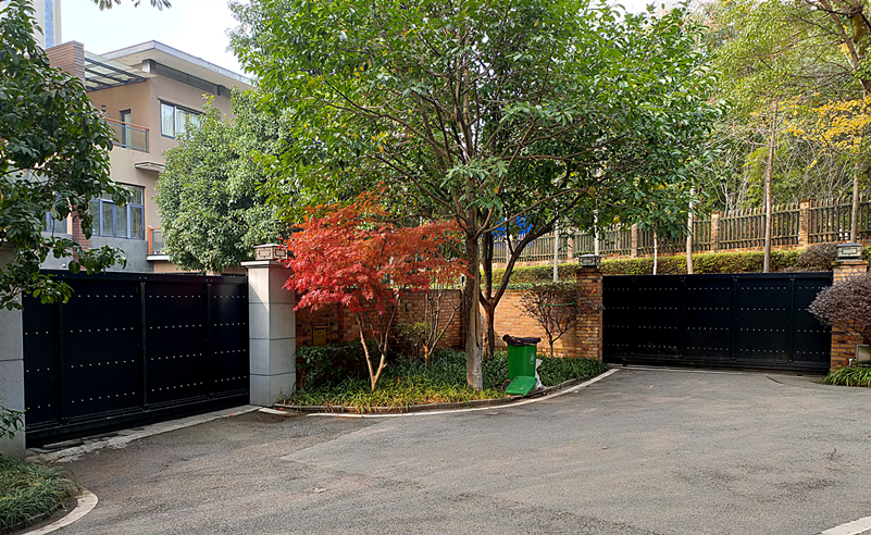 長(zhǎng)沙開福區(qū)湘江一號(hào)別墅-鋅鋼平移門12米